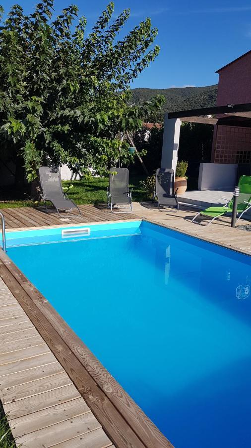 Villa bleu du sud à Rigarda Extérieur photo