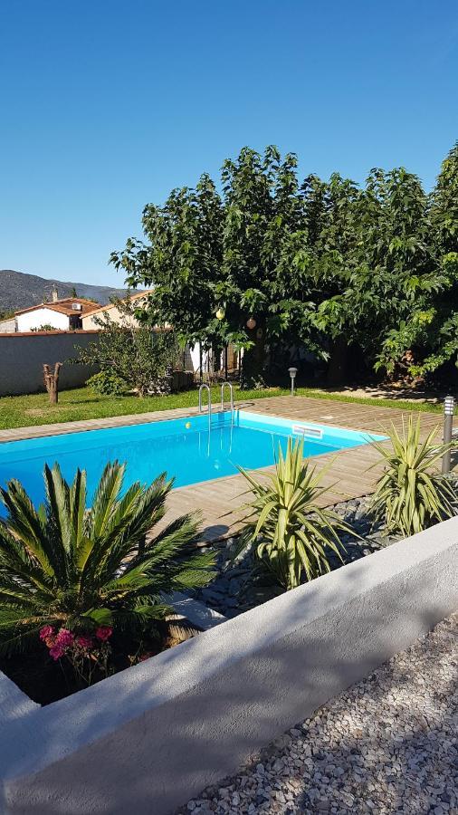 Villa bleu du sud à Rigarda Extérieur photo